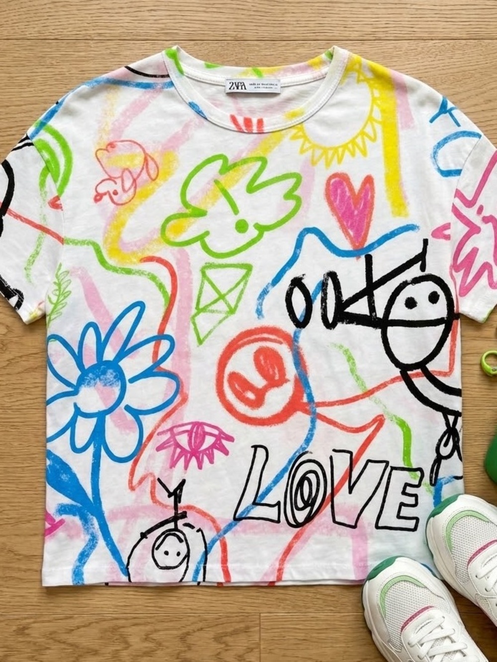 Zara Graffiti Doodle Graphic Boxy Tee White Multicolor LOVE Size M NWOT